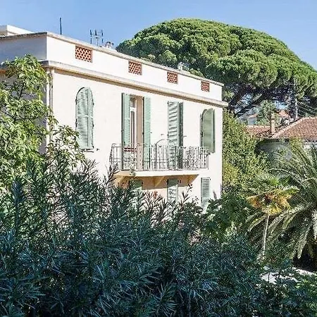Hotel Ideal Sejour - De Charme Et Atypique
